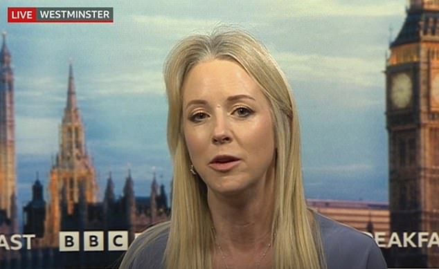 Isabel Oakeshott claims relationship with Hancock went sour after he ‘vanished’ for I’m a Celebrity