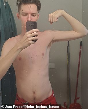 The 20-year-old, who trains six times a week at the gym, with a minimum of two hours per session, decided to take steroids immediately to see what would happen